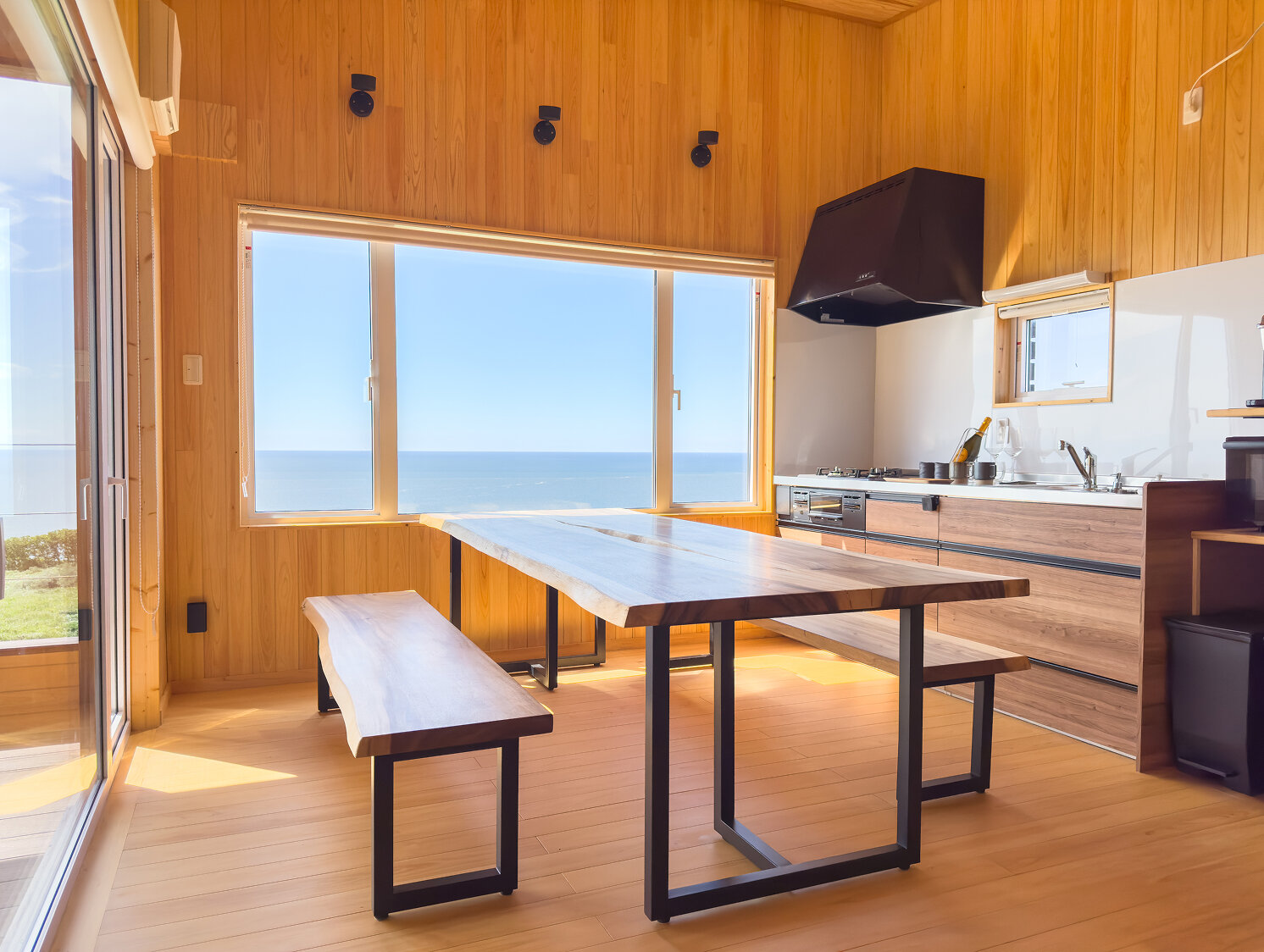 リビングのソファ